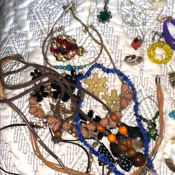 Assorted project items - Picture 7 of 17